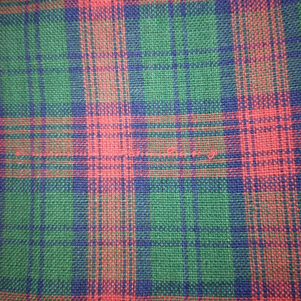 FABRIC Yarn Dyed red/green plaid in homespun style, 2 yards